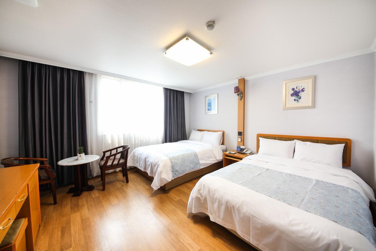 Gwangalli Utopia Tourist Hotel Busan Exterior photo