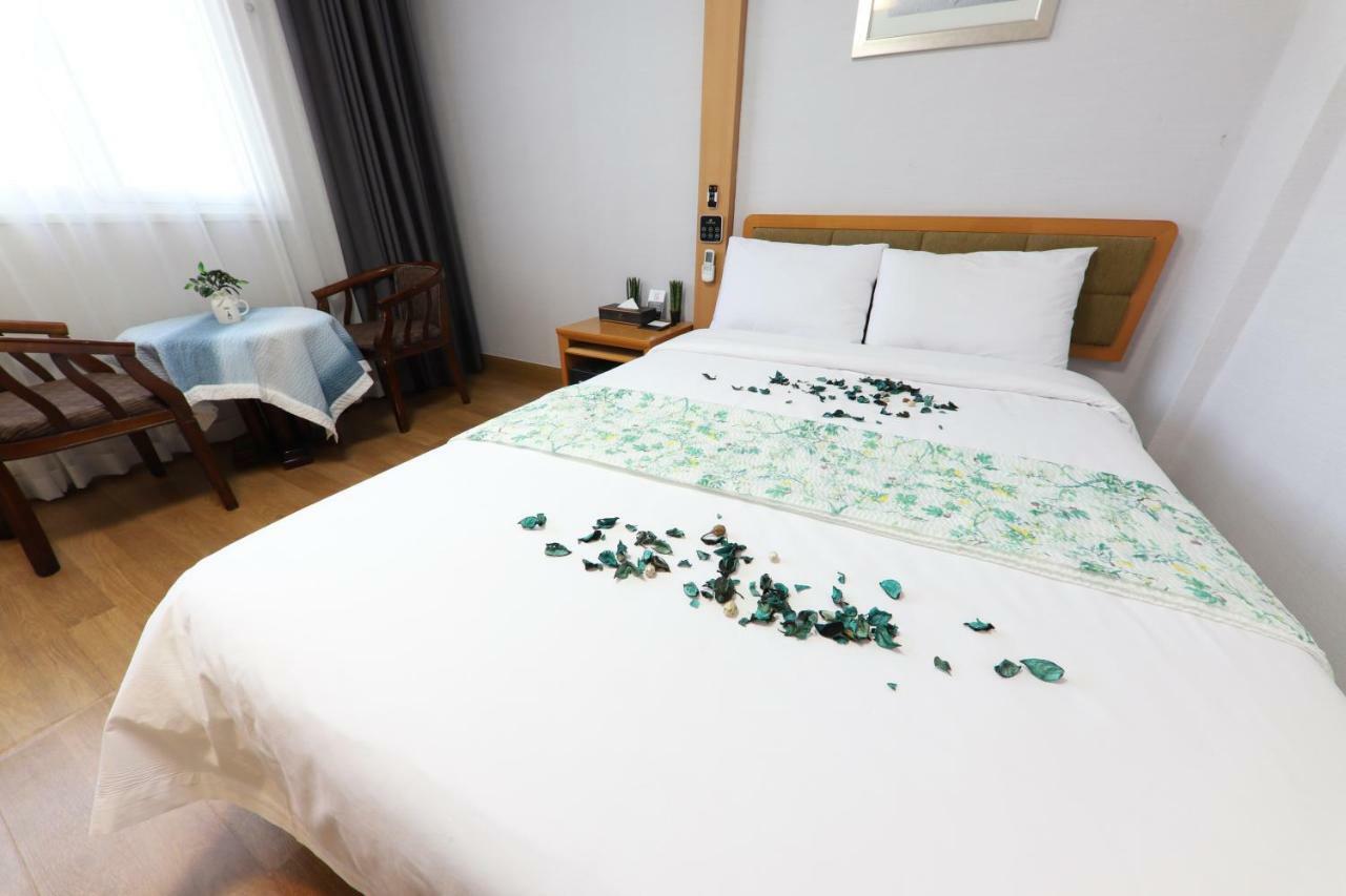 Gwangalli Utopia Tourist Hotel Busan Exterior photo